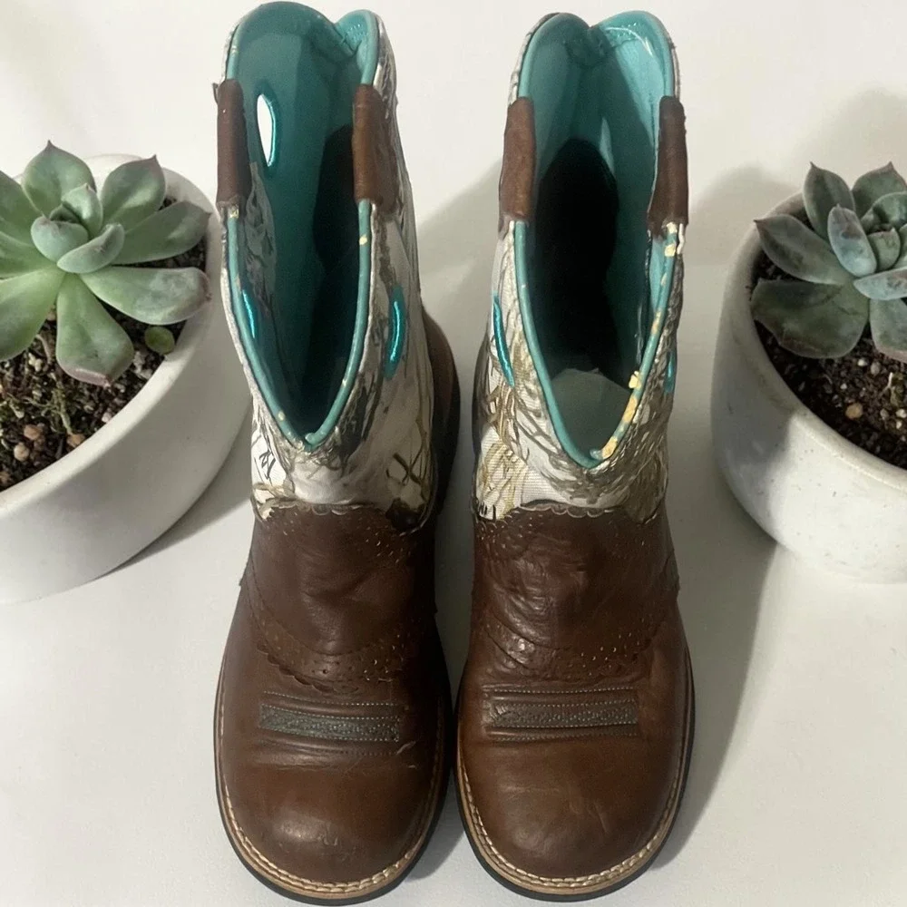Ariat cowboy boots
